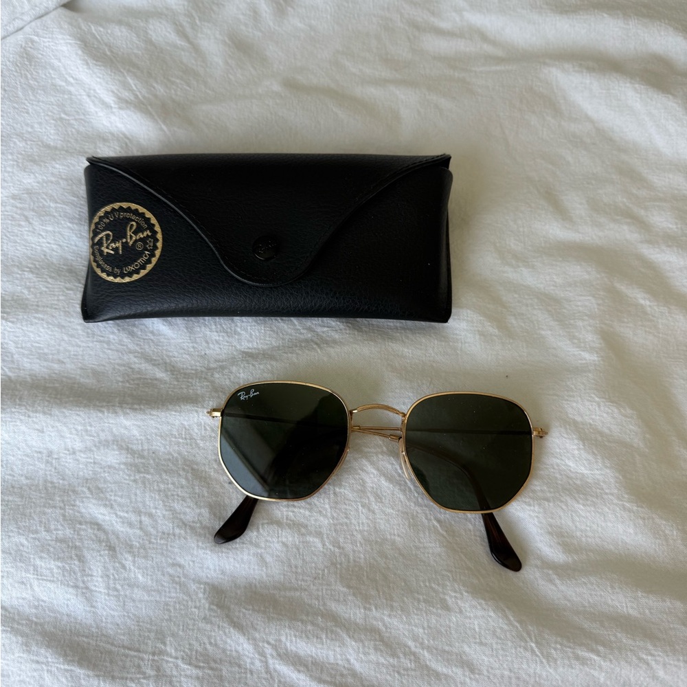 Ray-Ban Gold Frame Sunglasses with Black Lenses